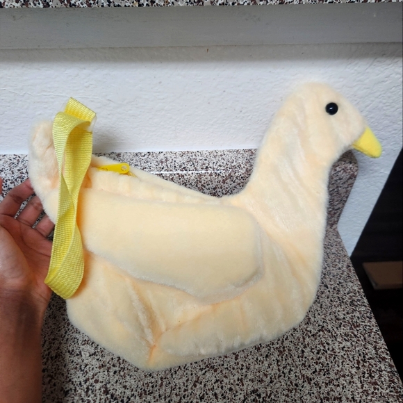 Plush duck purse - Picture 1 of 2